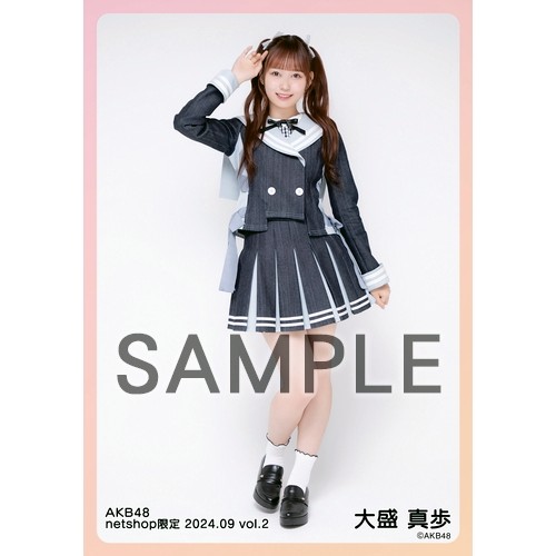 AKB48調査隊　大盛真歩直筆写真2枚、ノーマル写真4枚 AKB48調査隊 大盛真歩直筆写真2枚、ノーマル写真4枚 アイドル