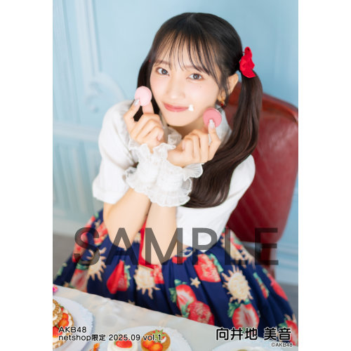 向井地 美音 | AKB48 Official Shop